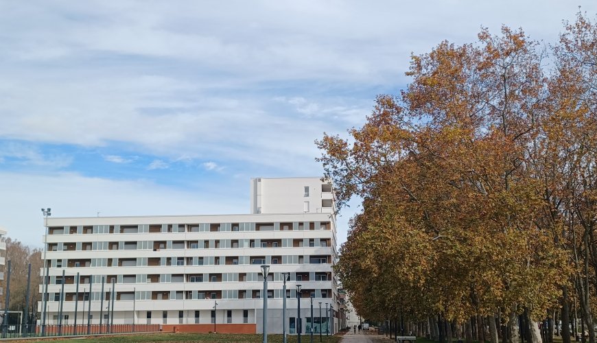 AZUR