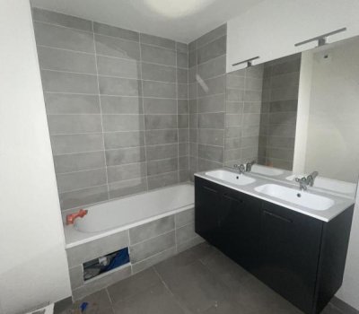 T4 Rez-de-chaussée – Le 160 – Logement unique en RDC – Parking inclus