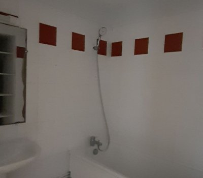 TOULOUSE AV DE LOMBEZ - T5 - A VENDRE