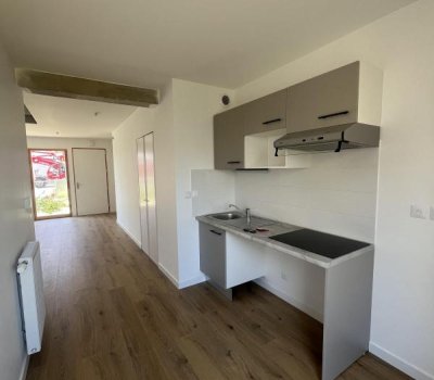Villa mitoyenne T3 Duplex neuve avec terrasse et jardin – Construction écologique en terre crue – Cornebarrieu – Parking inclus