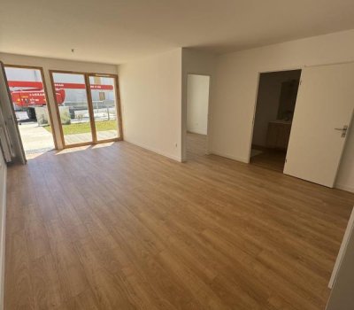 T3 LUMINEUX AVEC JARDIN, CUISINE EQUIPEE & PARKING EXTERIEUR - SECTEUR CORNEBARRIEU