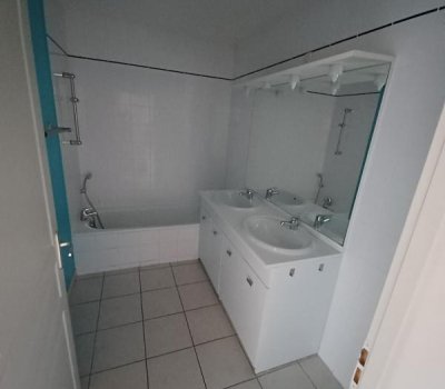 À louer : Villa T3 spacieuse à Saint-Jean – Résidence CLAIR DE LUNE