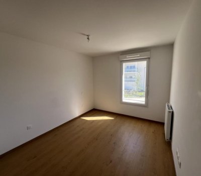 À louer : T3 récent avec terrasse – Résidence VILLA VERDE – Seilh