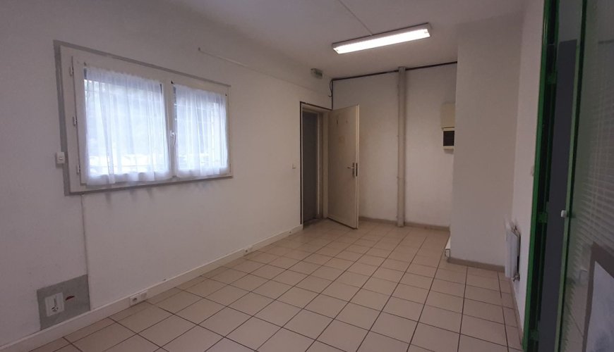 Local commercial - Avenue de Grande Bretagne