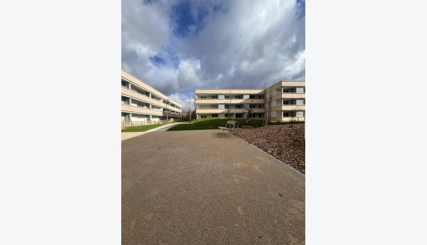 T4 NEUF EN REZ DE CHAUSSEE AVEC PARKING – RESIDENCE LA PARENTHÈSE DES ARGOULETS