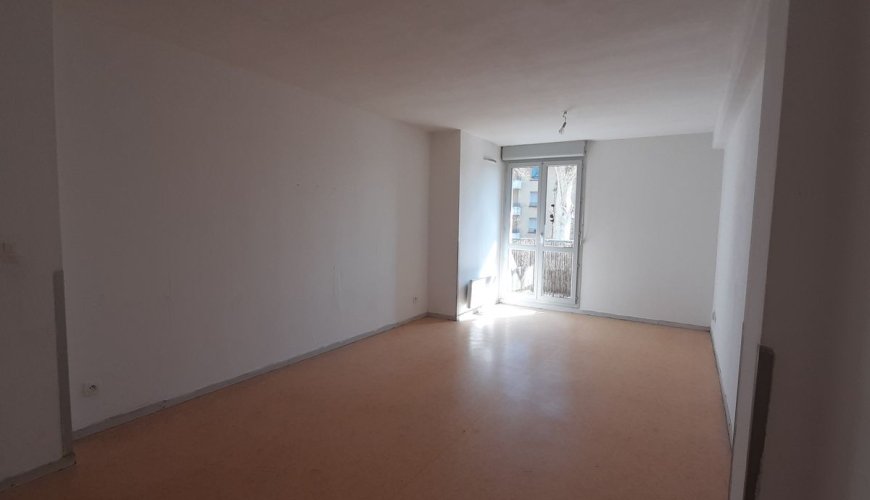 TOULOUSE AV DE LOMBEZ - T3 - A VENDRE