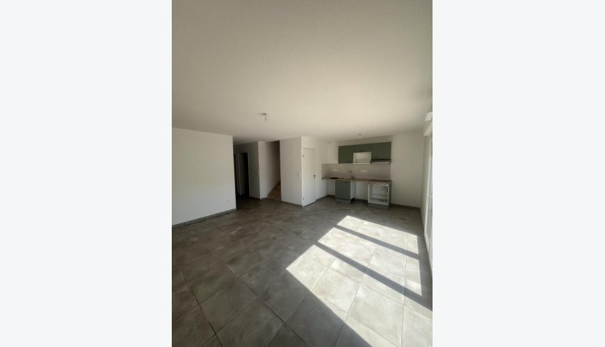 Villa T4 Duplex neuve avec terrasse et jardin – Programme Clos de Pauline – Eaunes – Garage et Parking inclus