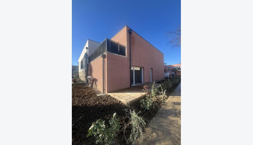 T4 Rez-de-chaussée – Le 160 – Logement unique en RDC – Parking inclus