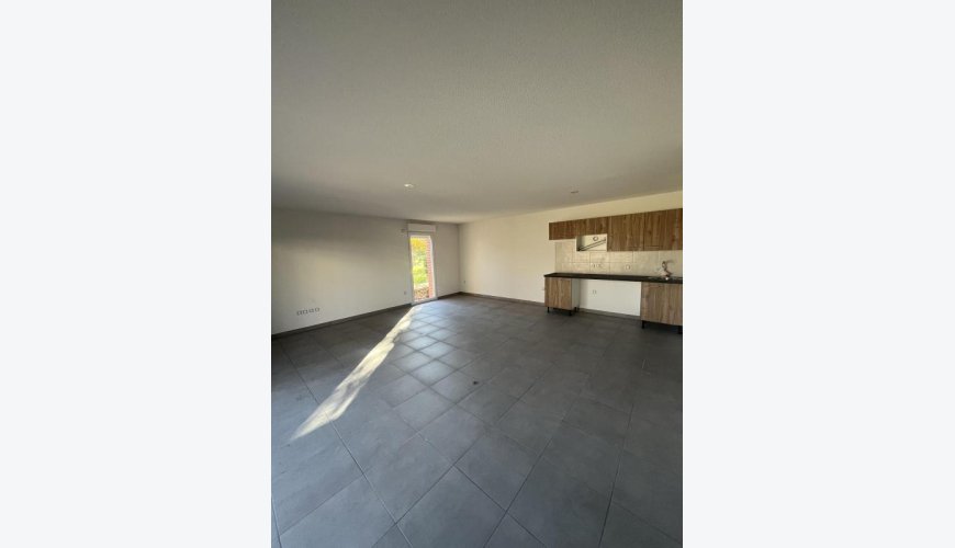 T4 Rez-de-chaussée – Le 160 – Logement unique en RDC – Parking inclus