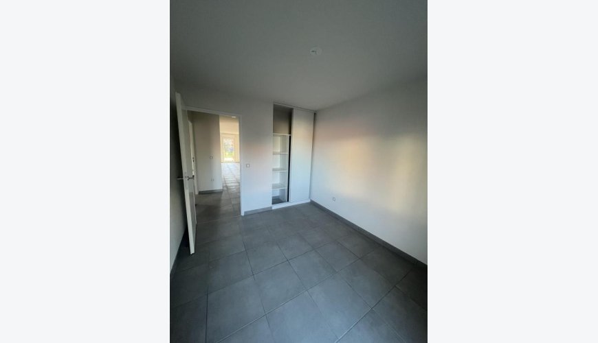 T4 Rez-de-chaussée – Le 160 – Logement unique en RDC – Parking inclus