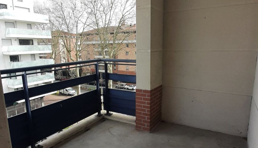 TOULOUSE AV DE LOMBEZ - T3 - A VENDRE