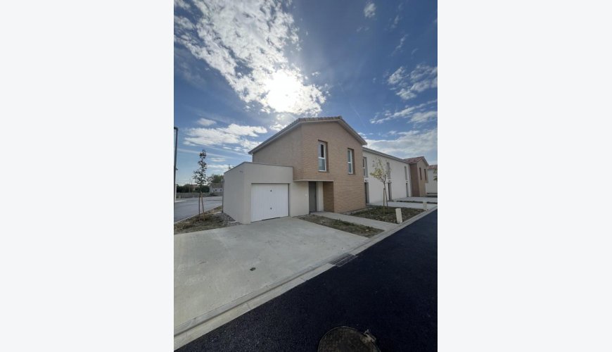 Villa T4 Duplex neuve avec terrasse et jardin – Programme Clos de Pauline – Eaunes – Garage et Parking inclus