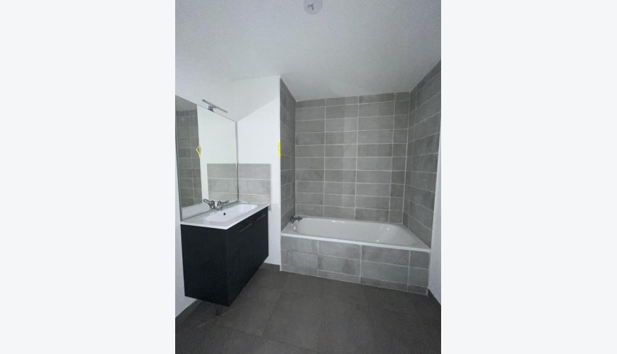 T3 neuf – Le 160 – Plusieurs T3 disponibles à tous les étages – Livraison fin janvier – Parking inclus