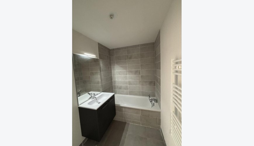 T3 neuf – Le 160 – Dernier T3 1er étage – Disponible immédiatement – Parking inclus