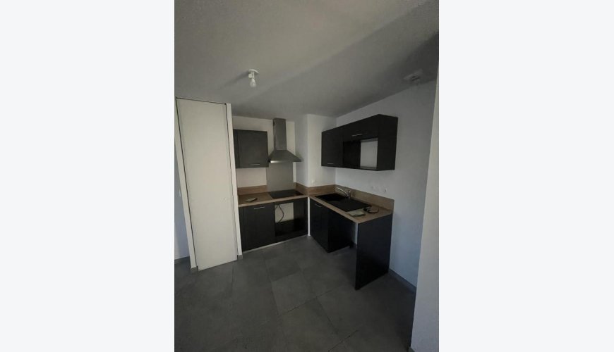 À louer : T3 récent avec terrasse – Résidence VILLA VERDE – Seilh