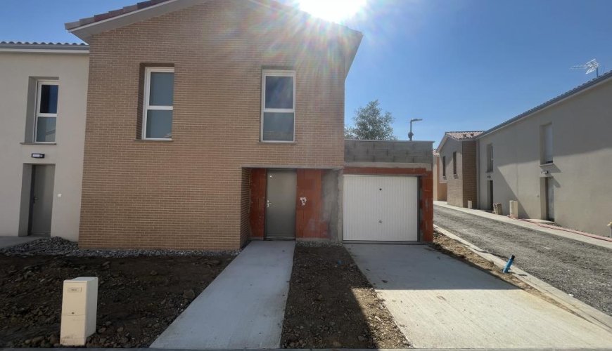 Villa T4 Duplex neuve avec terrasse et jardin – Programme Clos de Pauline – Eaunes – Garage et Parking inclus